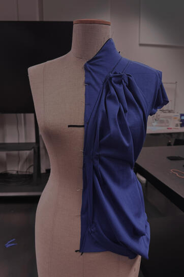 LEPIDOPTERA DRAPE DEVELOPMENT 01/26. BLUE JERSEY KNIT. 1/3